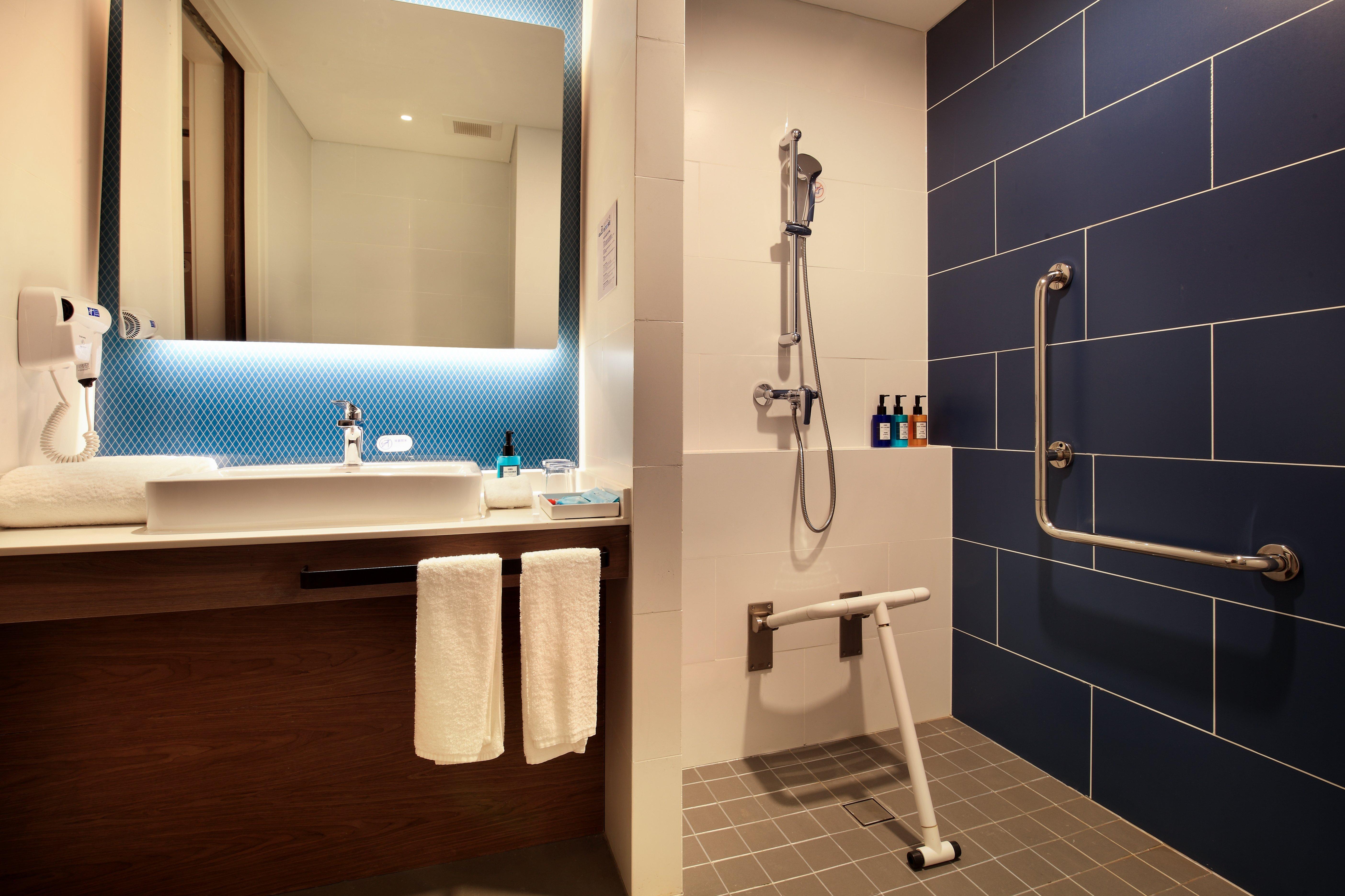 Holiday Inn Express Guilin City Center By Ihg Bagian luar foto
